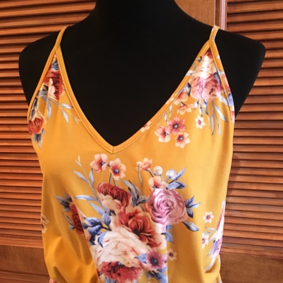 ❤️markdown❤️Soft & comfy Jodifl floral jumpsuit - Picture 3 of 8